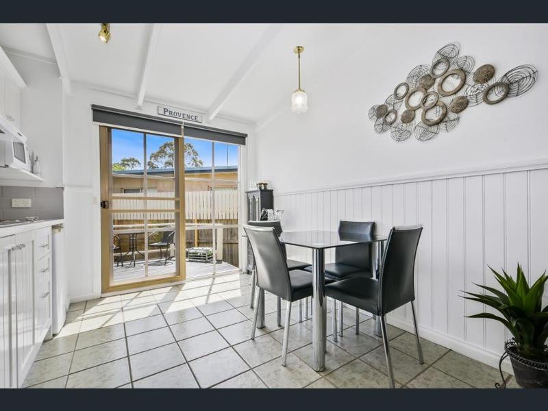 Creek Cottage Bed And Breakfast Traralgon Exterior foto
