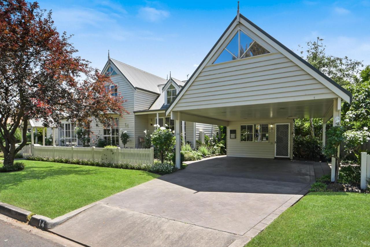 Creek Cottage Bed And Breakfast Traralgon Exterior foto