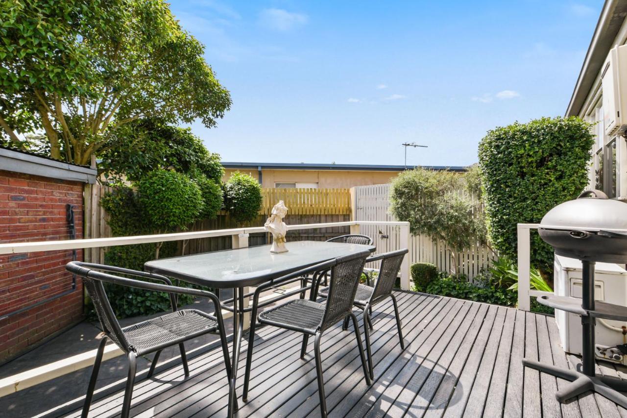 Creek Cottage Bed And Breakfast Traralgon Exterior foto