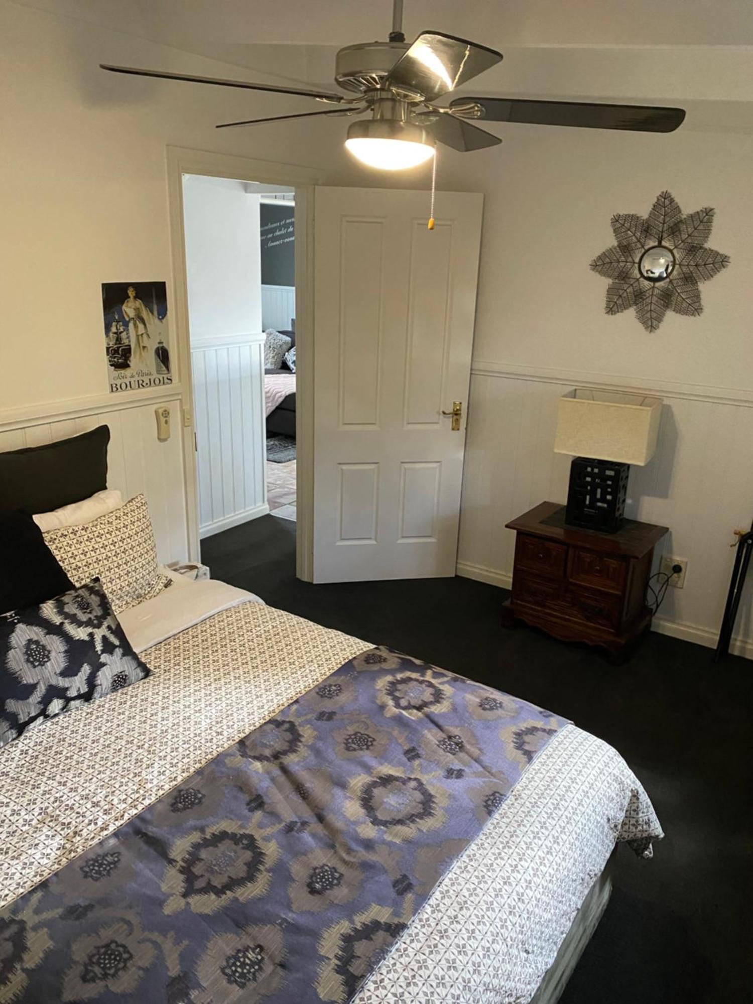 Creek Cottage Bed And Breakfast Traralgon Exterior foto